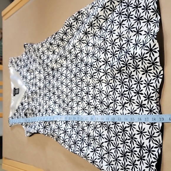 SPENSE Size Missy (10) Sleeveless Black White Daisy V-Neck Midi Dress EUC - Picture 7 of 11